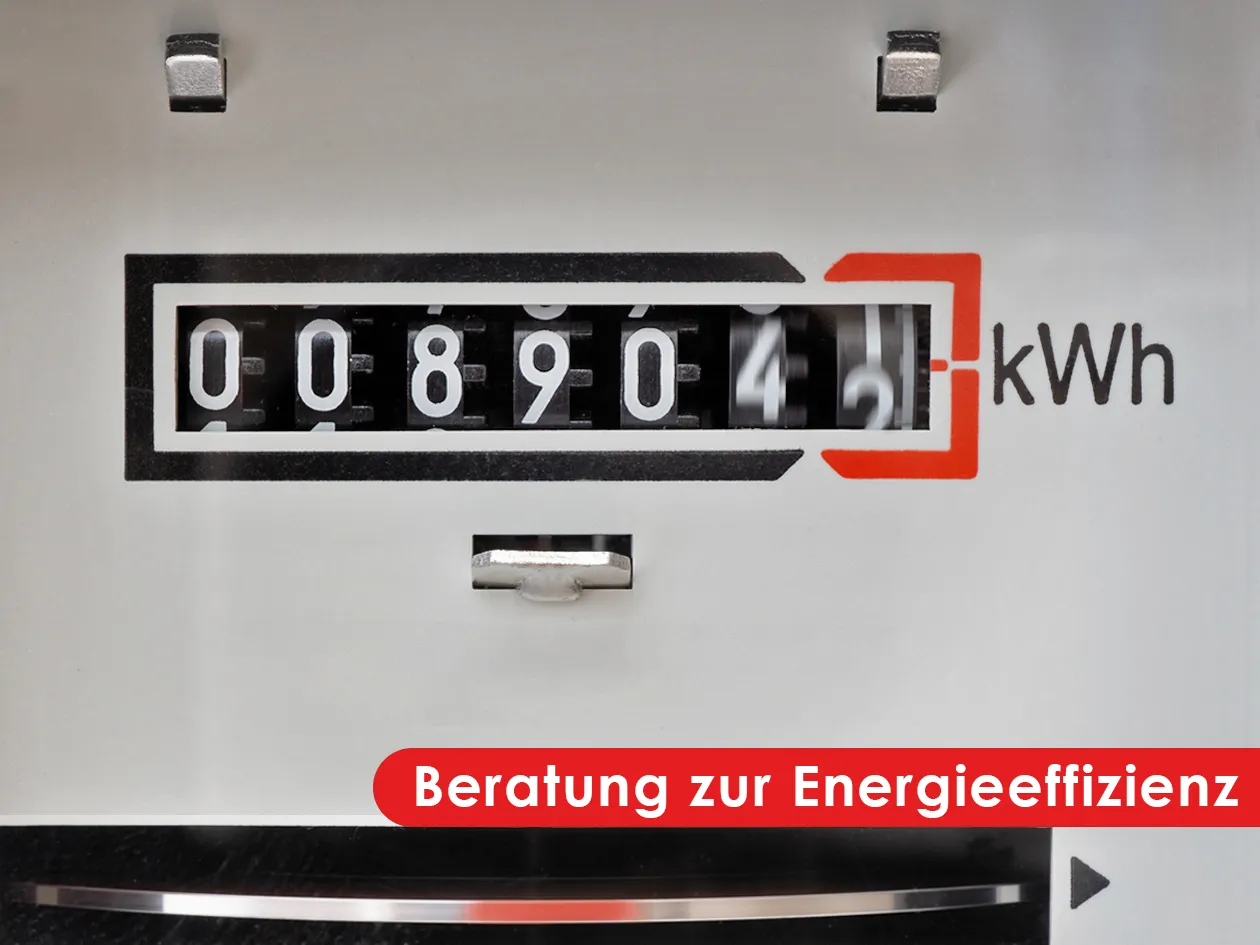 Beratung zur Energieeffizienz: Stromzähler mit kWh-Anzeige